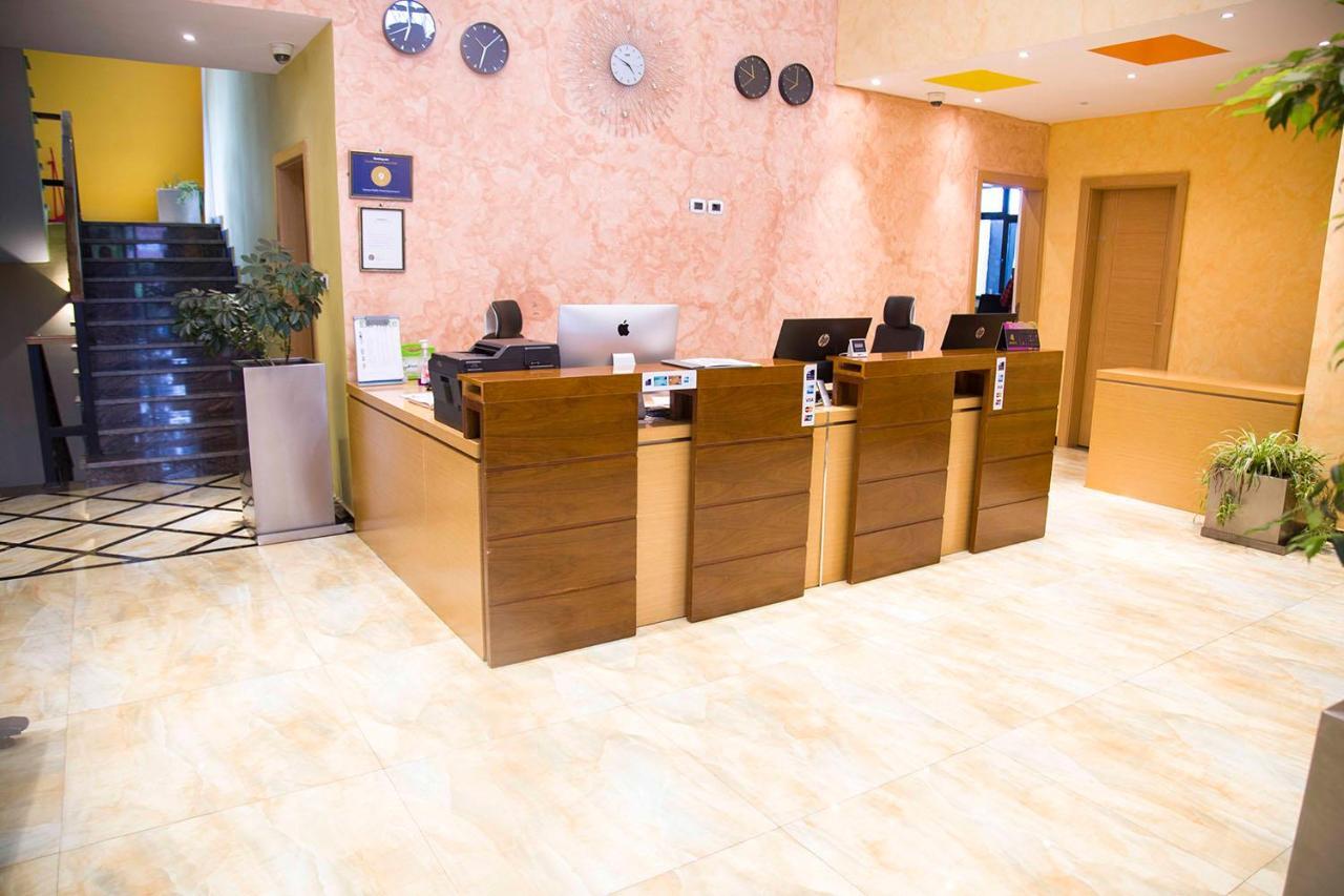 Vamos Addis Hotel Exteriör bild
