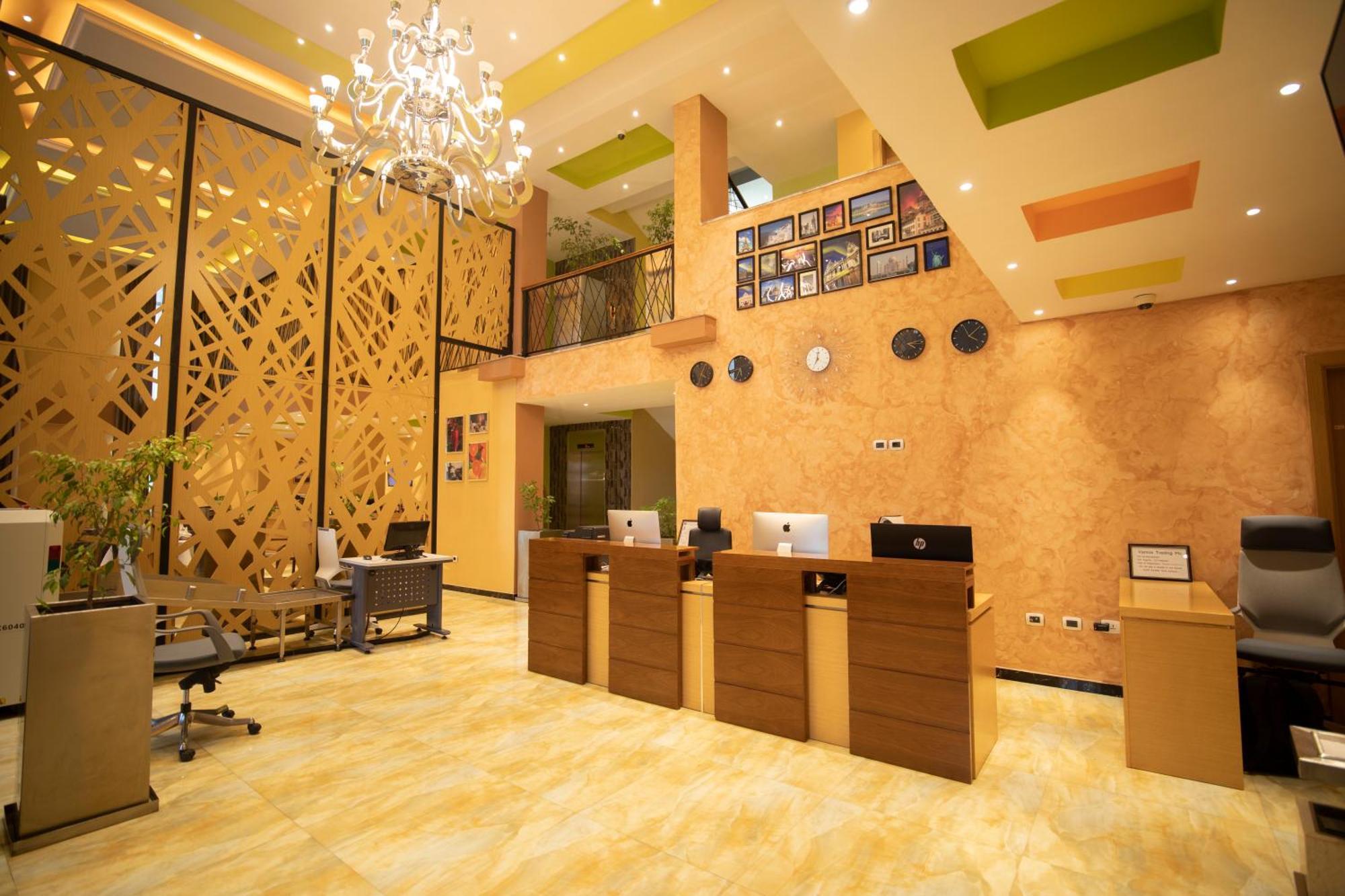 Vamos Addis Hotel Exteriör bild
