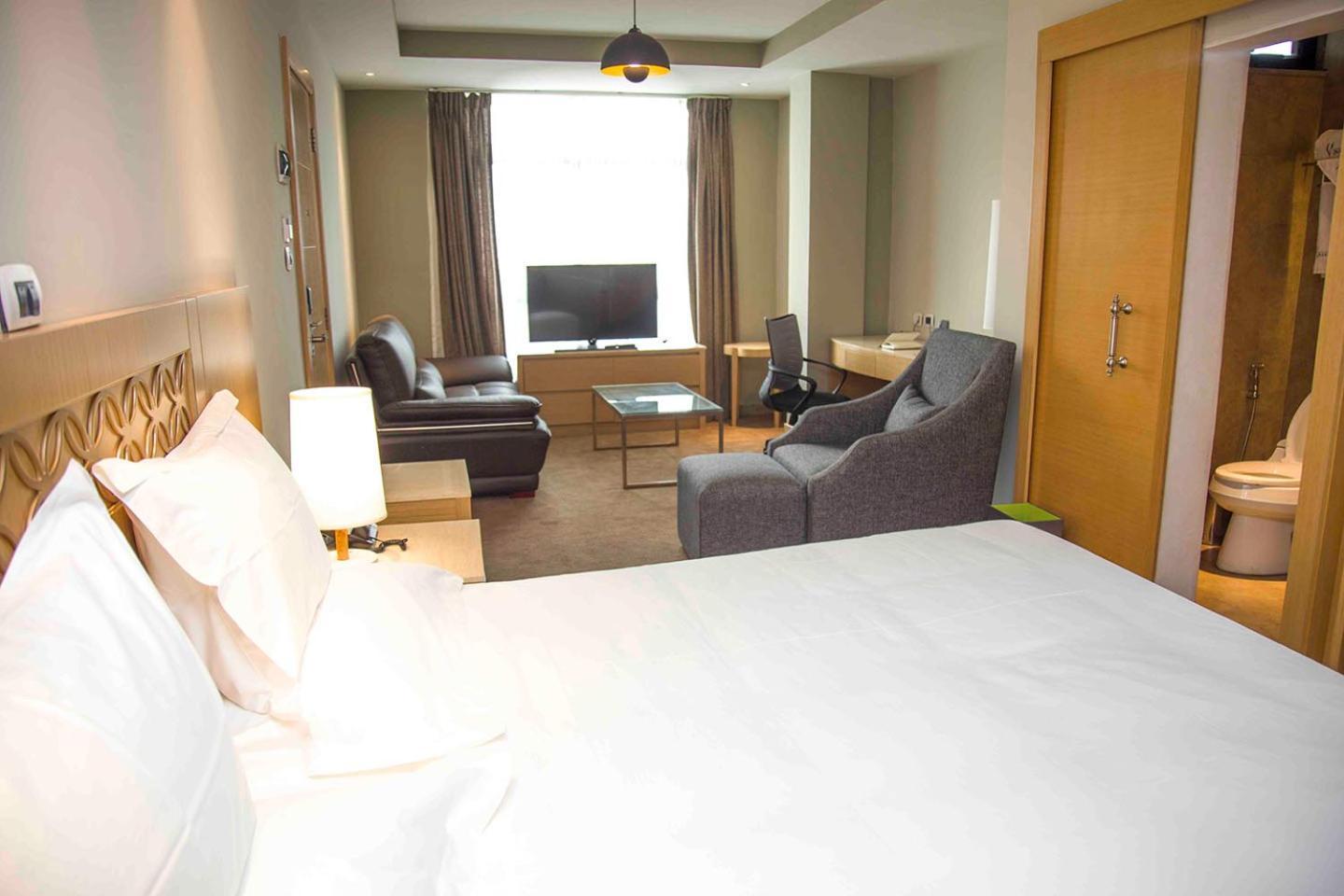 Vamos Addis Hotel Exteriör bild