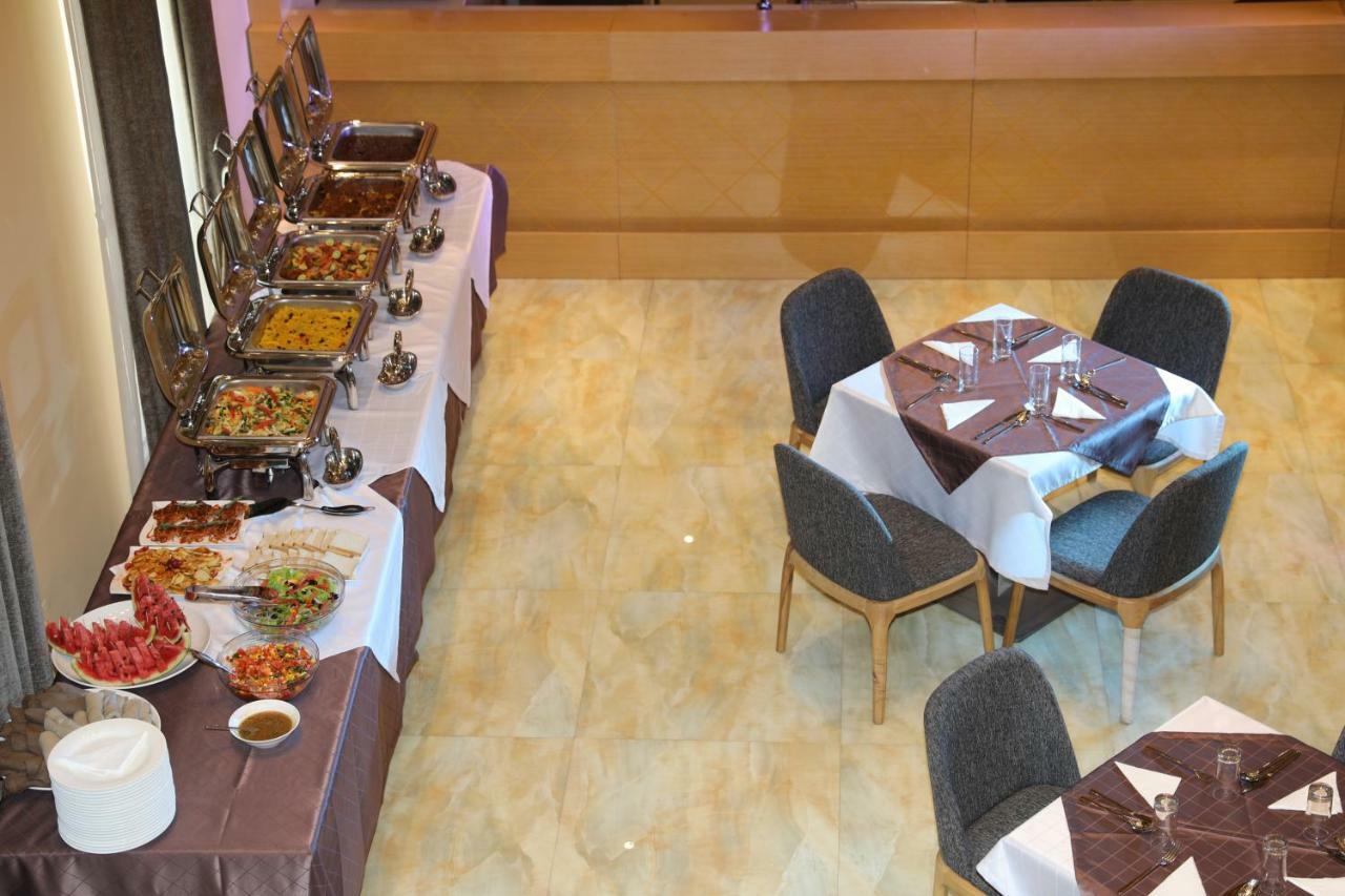 Vamos Addis Hotel Exteriör bild
